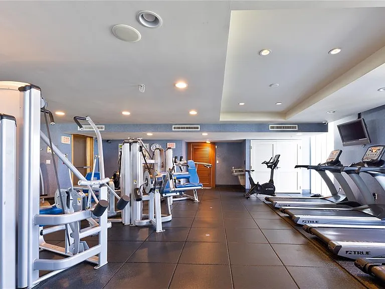 7900 Harbor Island Dr #601 — Photo 18
