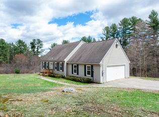 286 Oak Hill Rd, Barrington, NH 03825