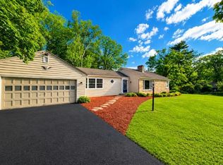 4827 Charles St, Rockford, IL 61108