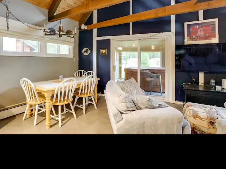225 Starlit Ln — Photo 6