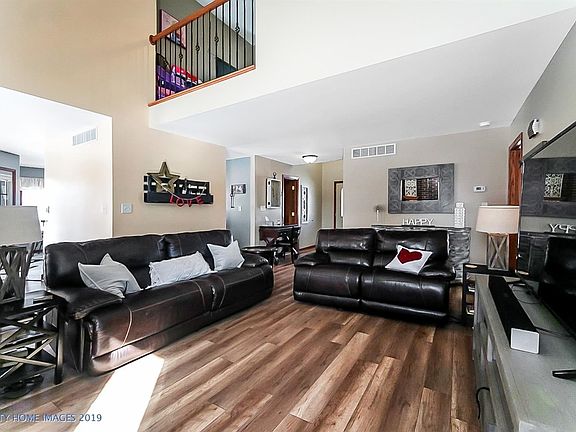 5th image of 9303 W 94th Ct