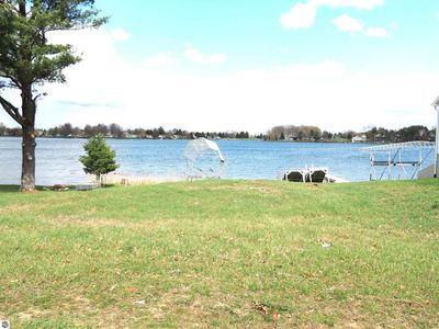 1062 Castle Dr, Weidman, MI, 48893
