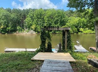 783 Lost Creek Boat Dk Rd, Decaturville, TN 38329