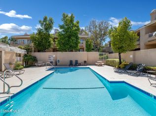 24023 Arroyo Park Dr Unit 18, Santa Clarita, CA 91355