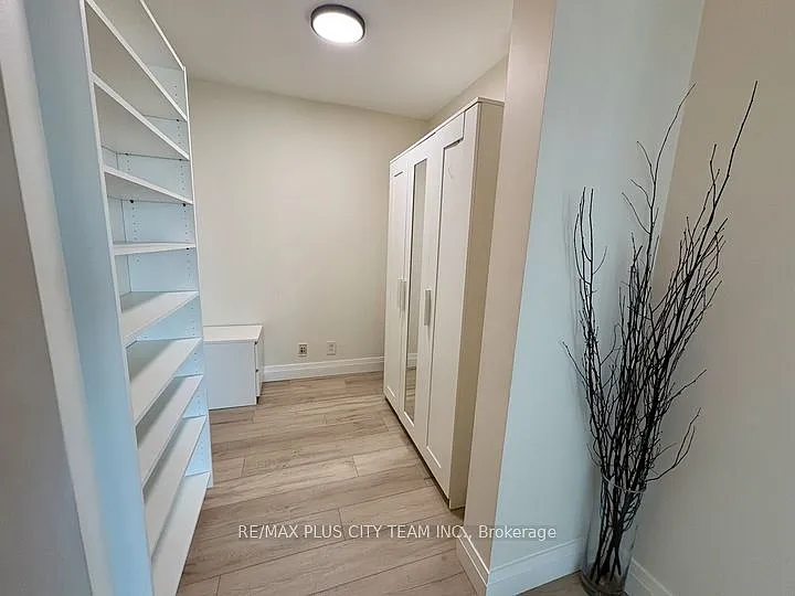 397 Front St W #3309 — Photo 11