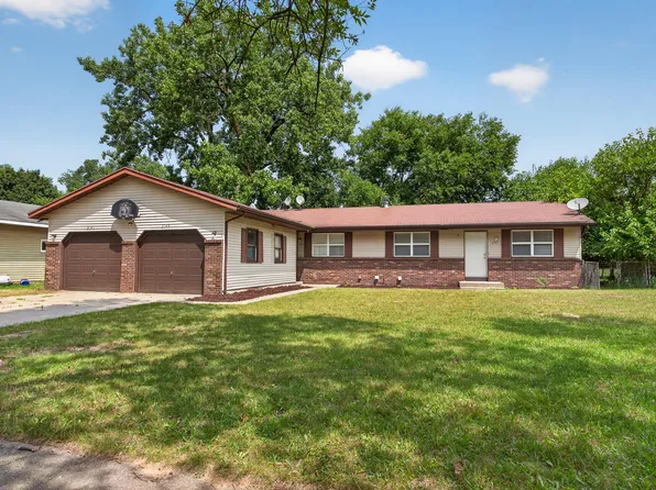 2141 Shangrai La Dr SE, Grand Rapids, MI 49508