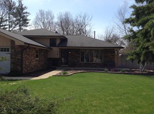 2749 College Rd, Downers Grove, IL 60516