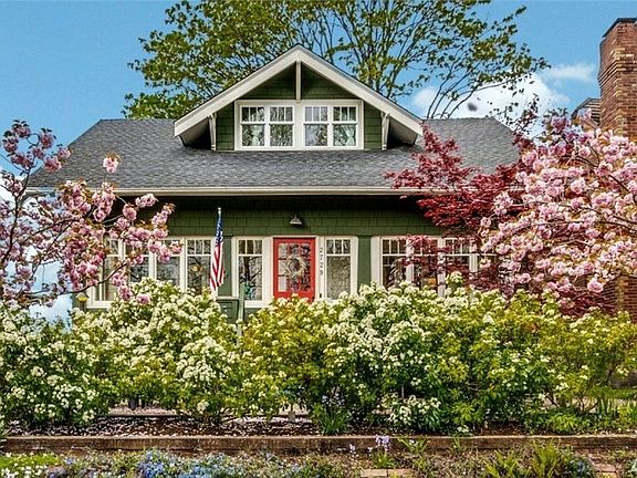 Beautifully maintained and remodeled 1910 Craftsman.  Short walk and ride via shuttle to West Seattle water taxi for easy commute to downtown