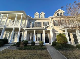 1063 Perdue Dr, Chapel Hill, NC 27517