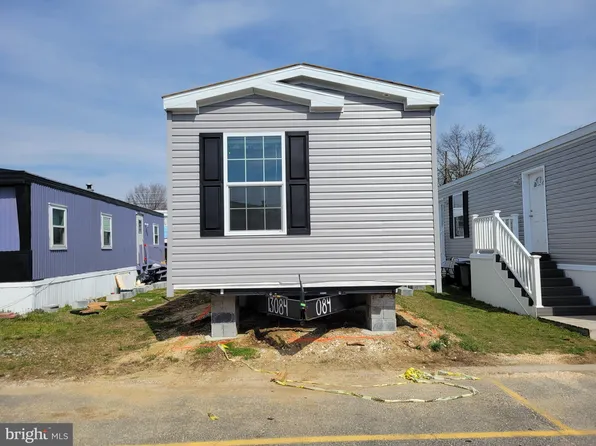 1405 Farrell Ave Trlr 327, Cherry Hill, NJ 08002