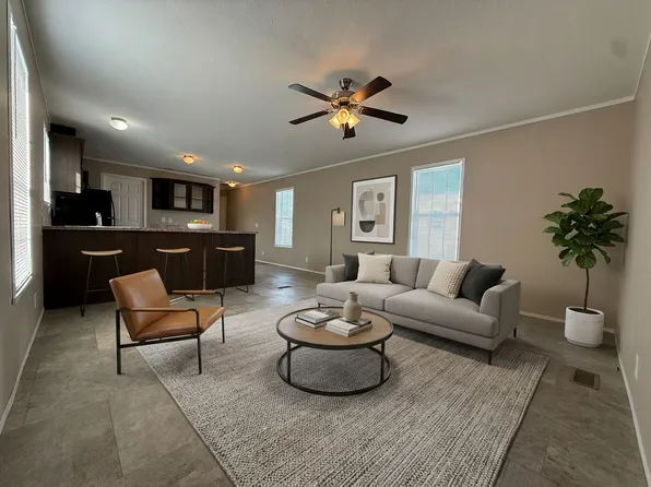 71601 Saint David Ct, Romeo, MI 48065