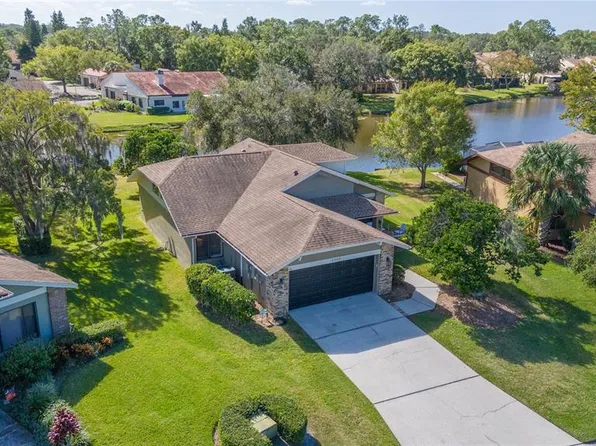 2309 Walden Pl S, Plant City, FL 33566