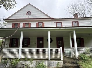 10 Kricks Mill Rd, Womelsdorf, PA 19567