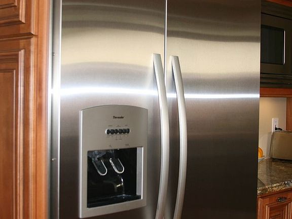 4th image of 602 Peach Ct