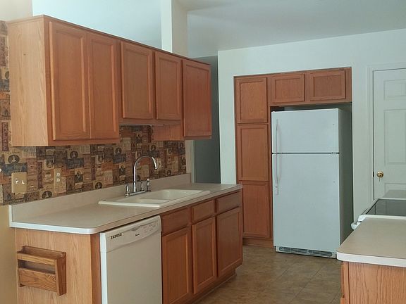 2nd image of 4142 Stonebridge Dr #1