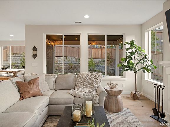 5th image of 28910 NE 156th St
