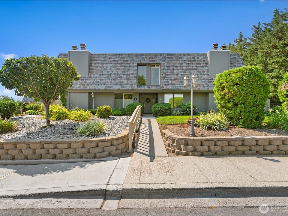 1st image of 1535 Castlerock Avenue #12