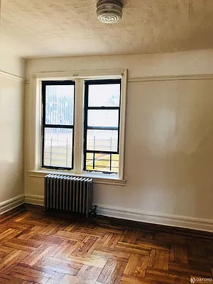 Rented by Oxford Property Group | media 19