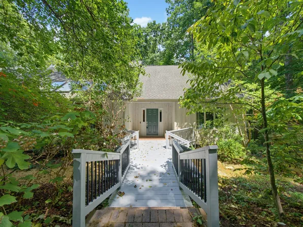 4016 Ebenezer Church Rd, Raleigh, NC 27612