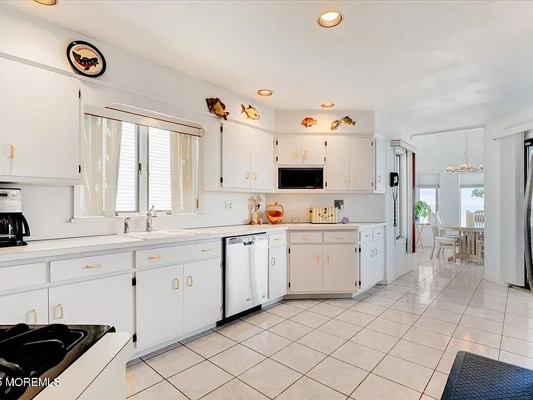 1207 Capstan Dr — Photo 19