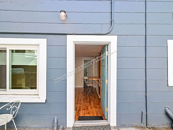 5th image of 1119 Center St