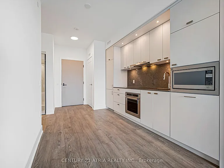 858 Dupont St #318 — Photo 10