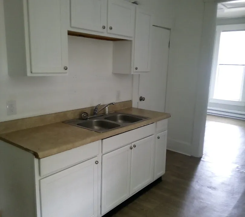 321 N 13th St #1