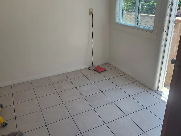 8122 Victoria Ave #B — Photo 9