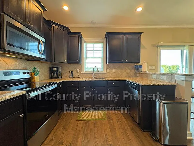224 Williamson Place Dr — Photo 6