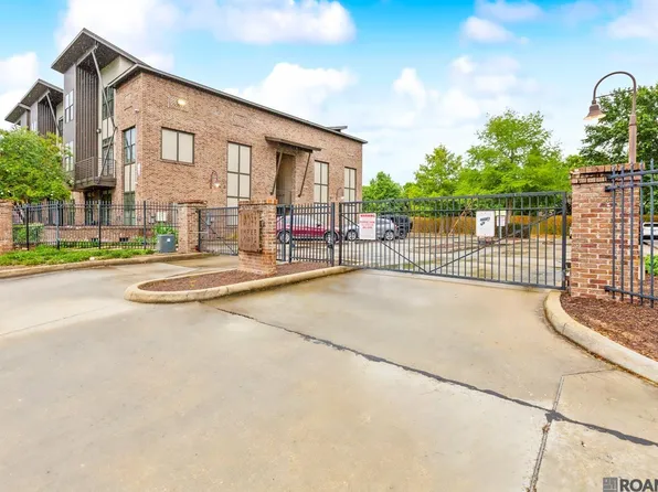 333 E Boyd Dr #16, Baton Rouge, LA 70808