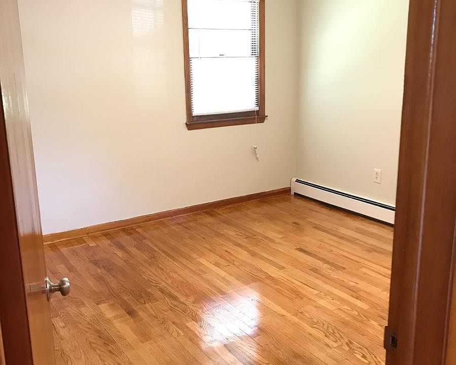 Bedroom2