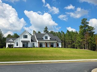 18 Sweet Rose Ct, Newnan, GA 30265