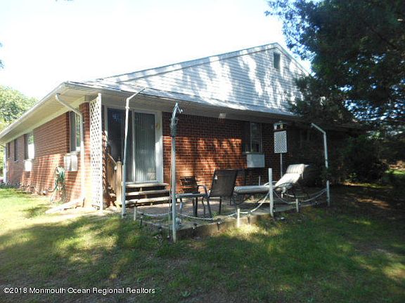 4th image of 228 Columbine Avenue #B