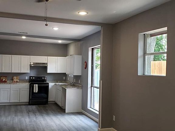 2nd image of 4411 Rosine Ave