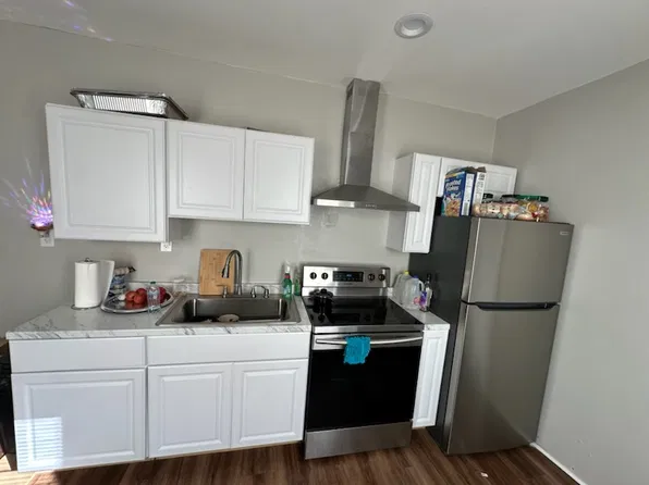 323 N Front St #2, Reading, PA 19601