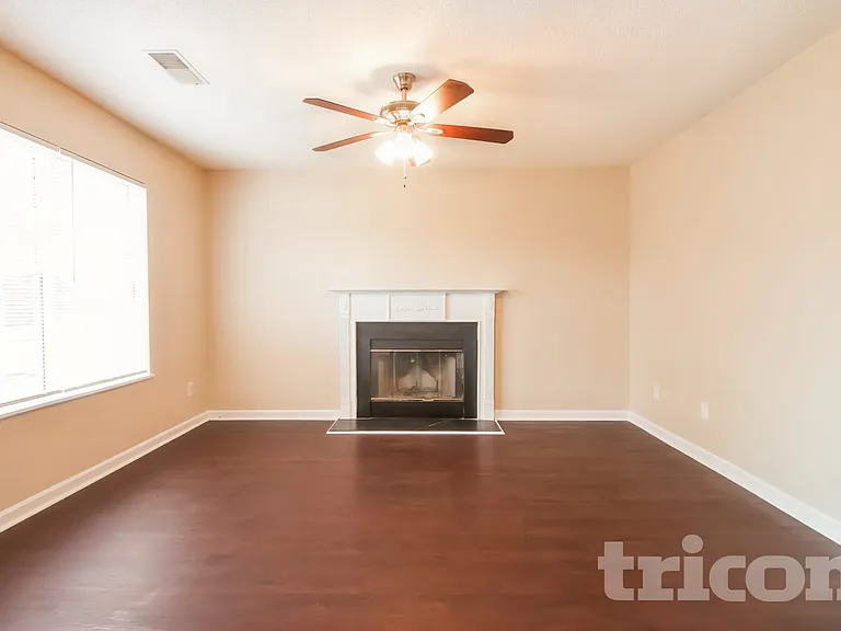 160 Saddleridge Rd — Photo 3