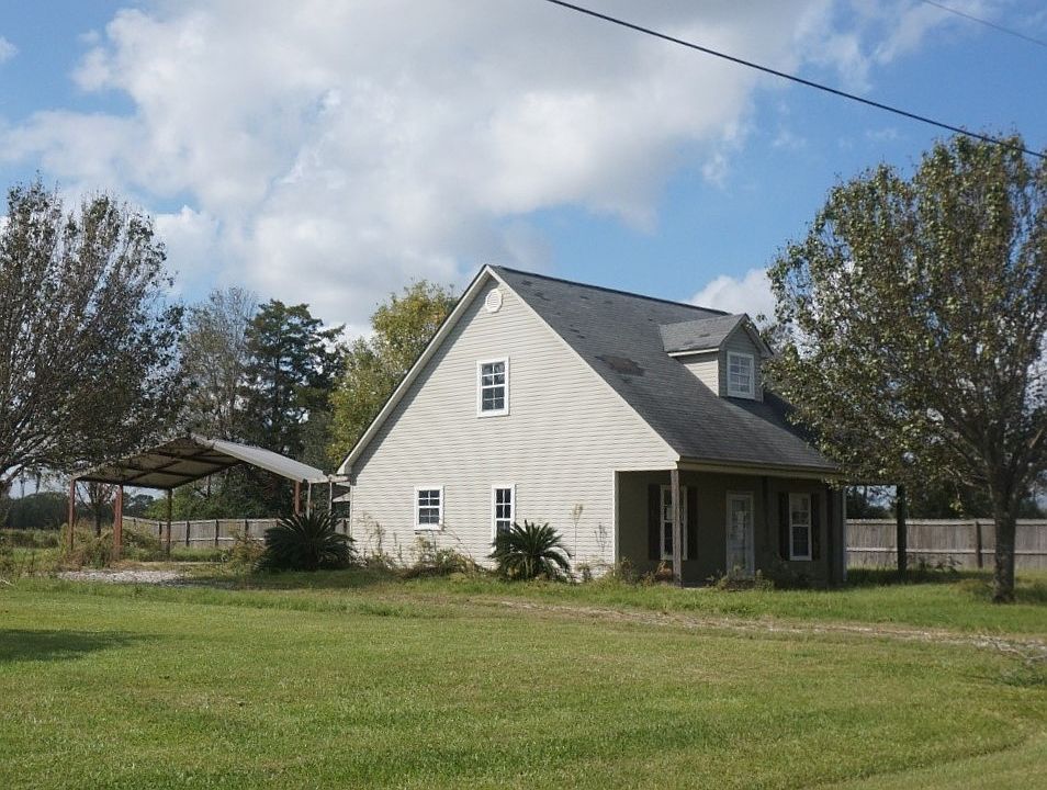 1st image of 163 Bradys Loop