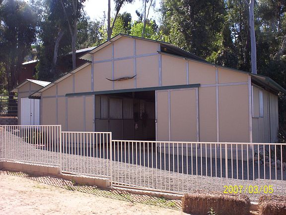 4 Stall Raised Breezeway Barn