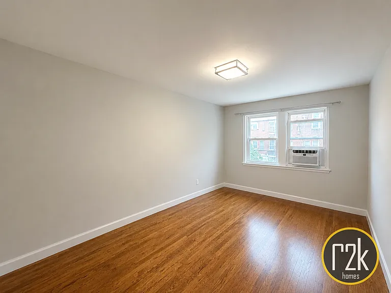 28-05 Newtown Ave #3F — Photo 11