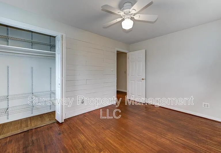 55 Nassau Rd — Photo 24