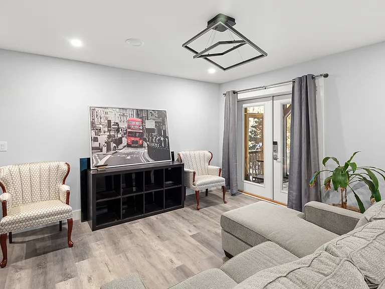 34 Turnberry Dr #B — Photo 10