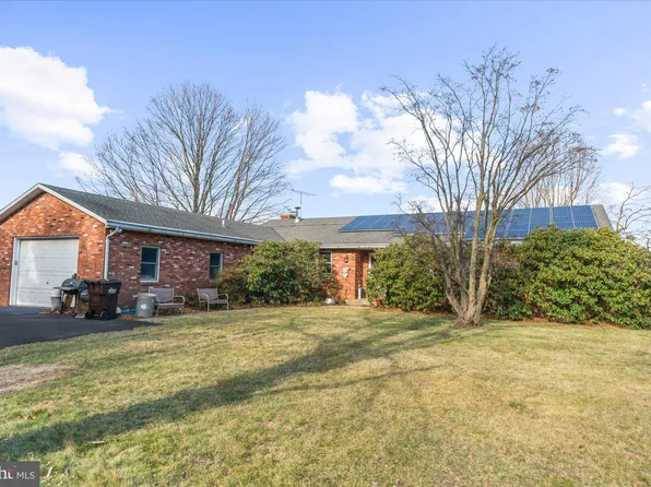 441 Indian Ln, Boyertown, PA 19512