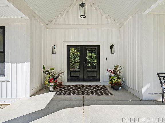 4th image of 16557 Sheldon Sands Ct