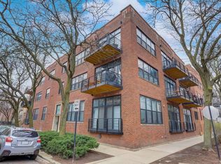 1670 N Claremont Ave APT 207, Chicago, IL 60647