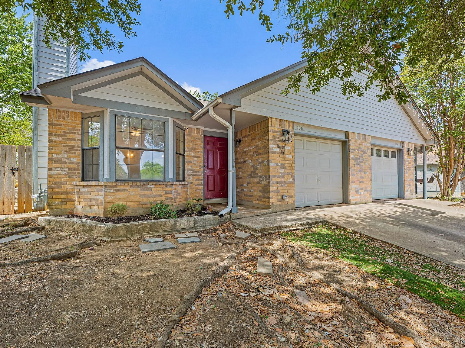 3 bed, 2.0 bath, 2178 sqft, $1,750 — Photo 1