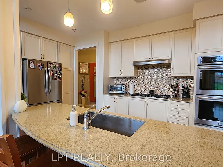 12 Plowright Rd #LEASE — Photo 12