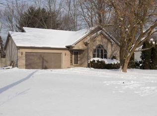 4020 Tarabrook Ln, Port Huron, MI 48060