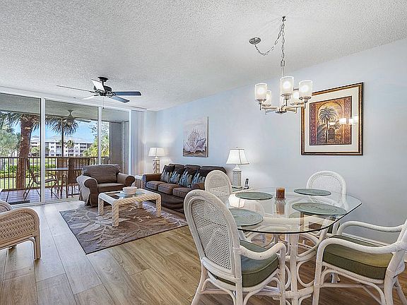 3rd image of 353 S Us Hwy 1 APT D209