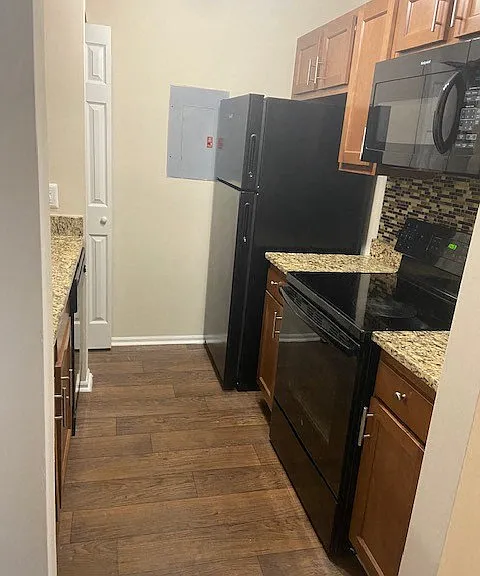 Wood Pointe Apartment Homes — Photo 34