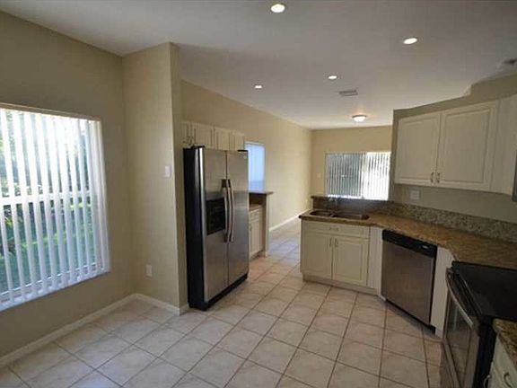 2nd image of 1134 NW 171st Ter